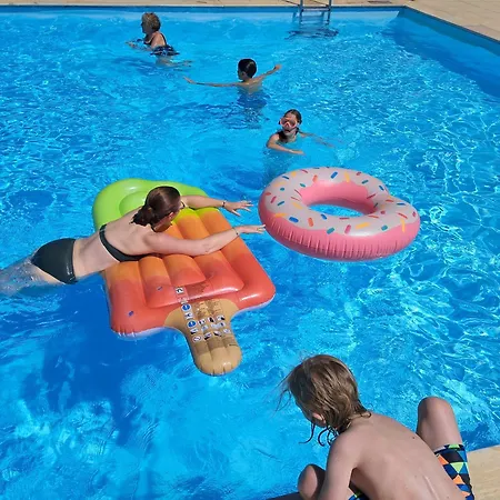 Digitale - 3 Pieces Pour 6 Personnes - Piscine, Sauna Et Parking Prive 公寓 *