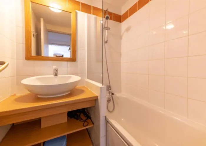 Digitale - 3 Pieces Pour 6 Personnes - Piscine, Sauna Et Parking Prive *