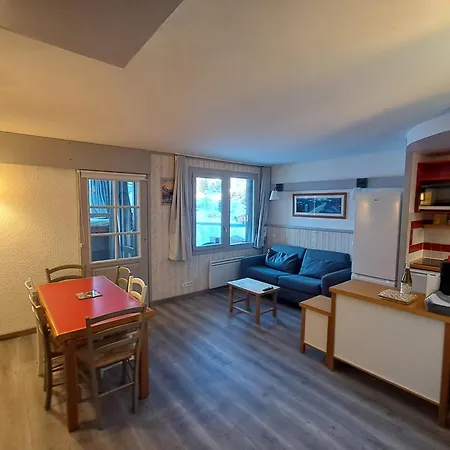 Digitale - 3 Pieces Pour 6 Personnes - Piscine, Sauna Et Parking Prive 아파트 라 플라뉴