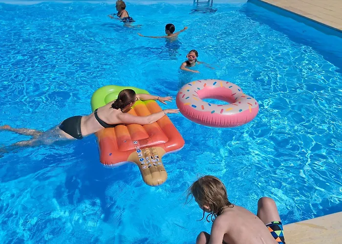 Digitale - 3 Pieces Pour 6 Personnes - Piscine, Sauna Et Parking Prive Апартаменты *